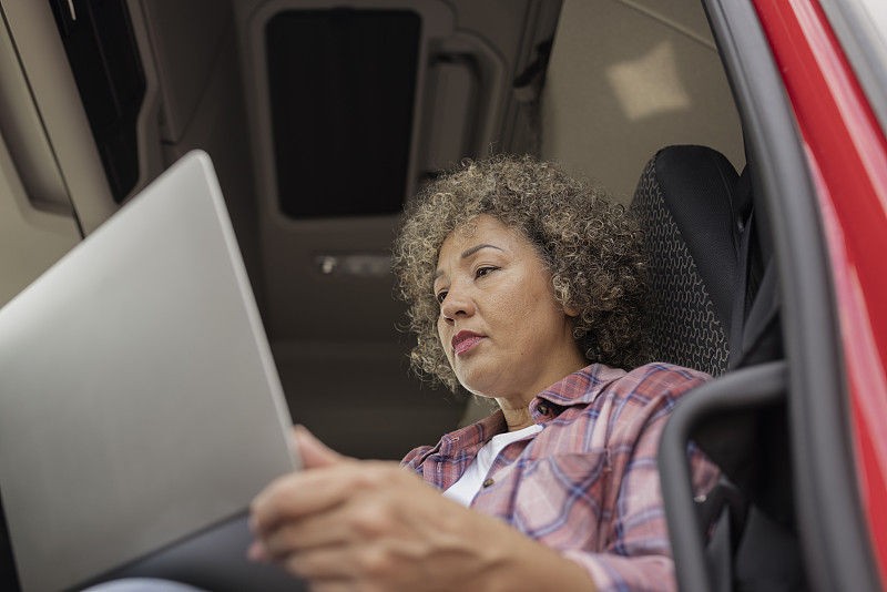 广州至新加坡拼箱空运快速专线