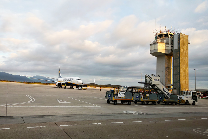 北京抵新加坡门到门专线