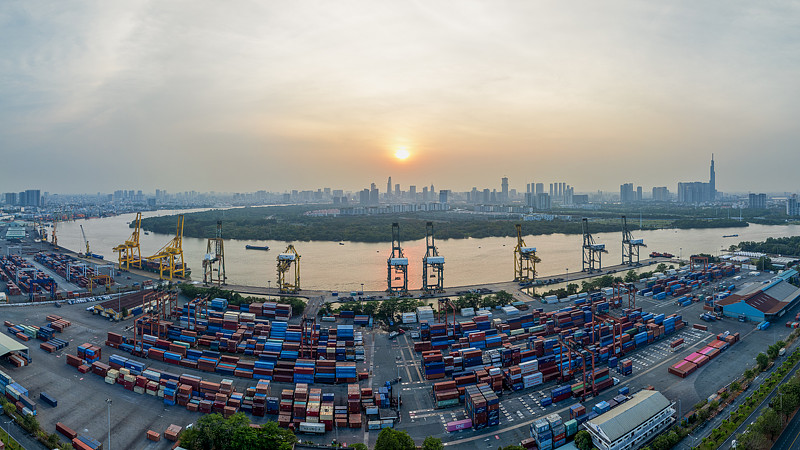 中国西安抵新加坡铁路联运城市专线