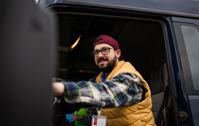 广州市亿丰物流有限公司