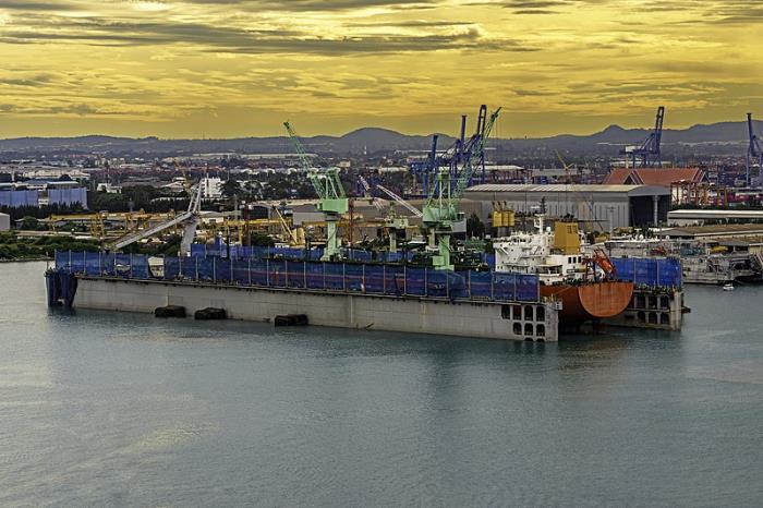 江门龙峰物流有限公司 江门龙峰物流有限公司