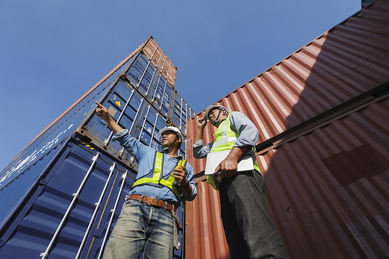 中国成都新加坡送货到家专线