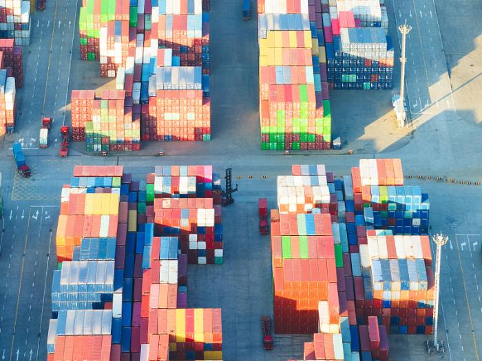 新加坡国际货运代理的重要性以及其如何助力物流贸易的发展 新加坡国际货运代理的重要性以及其如何助力物流贸易的发展