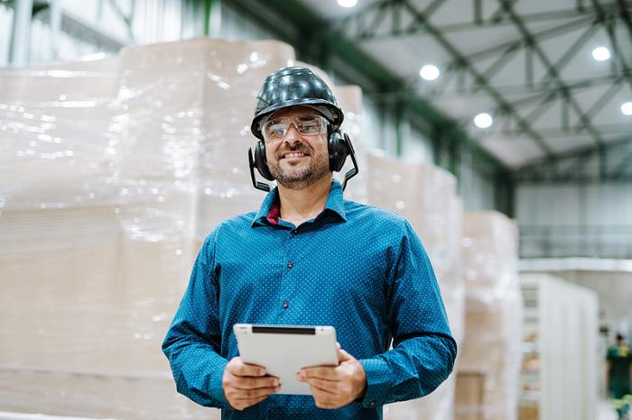 从中国发快递到新加坡要多久？寄快递到新加坡价格多少