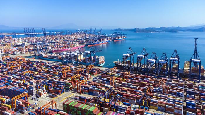 国际海运新加坡港上半年实现里程碑式飞跃 国际海运新加坡港上半年实现里程碑式飞跃