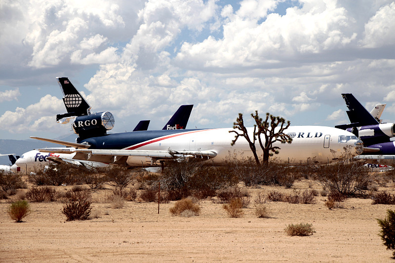 湛江市鑫龙物流有限公司