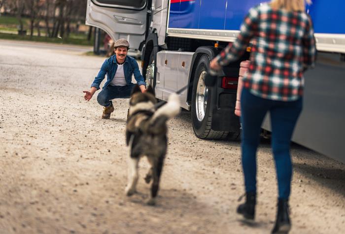 柳州市亿旺物流有限公司 柳州市亿旺物流有限公司