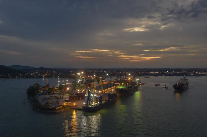 重庆泽吉物流有限公司