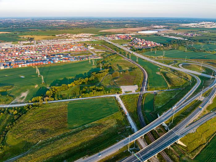 广州市卓捷物流有限公司