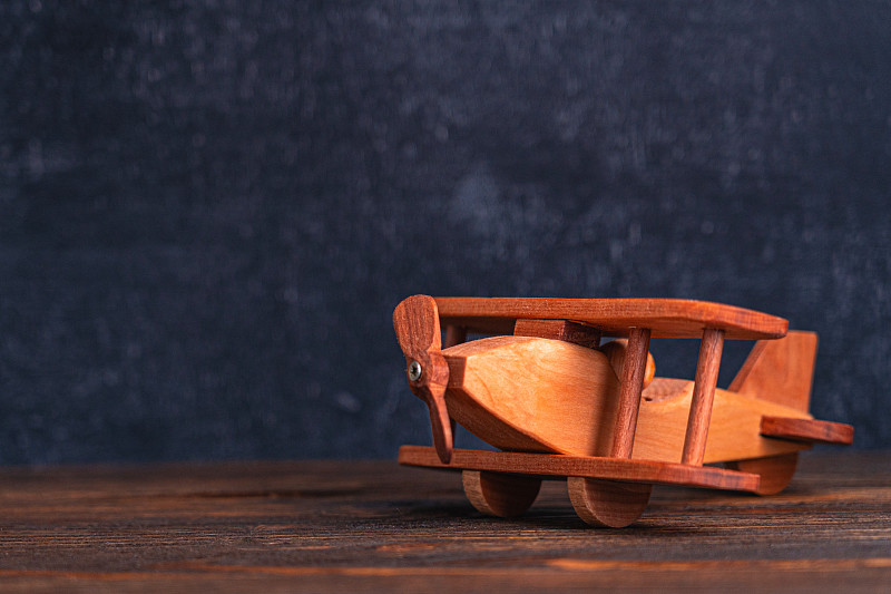 基于中国上海锤子邮寄到韩国瑞山市