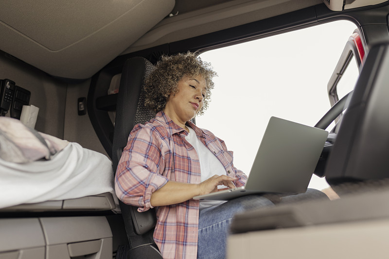 经由中国北京压力罐邮寄到韩国益山市