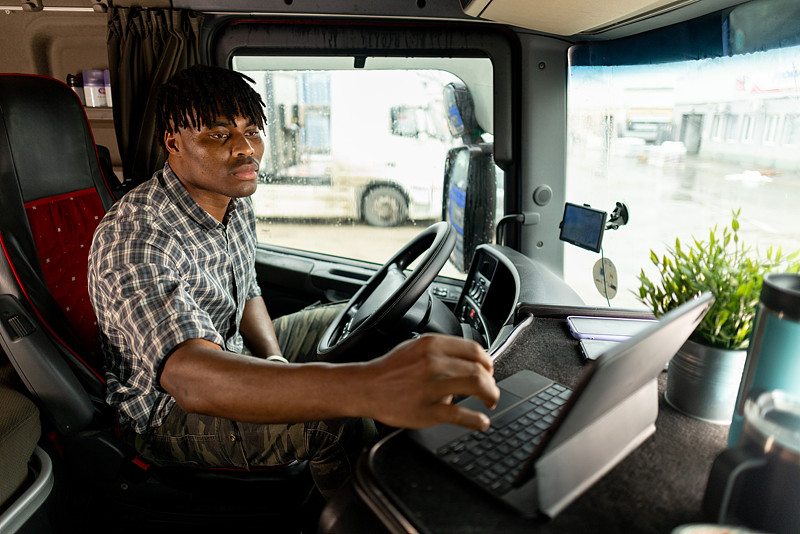 经由青岛将冷冻食品寄到韩国昌原市