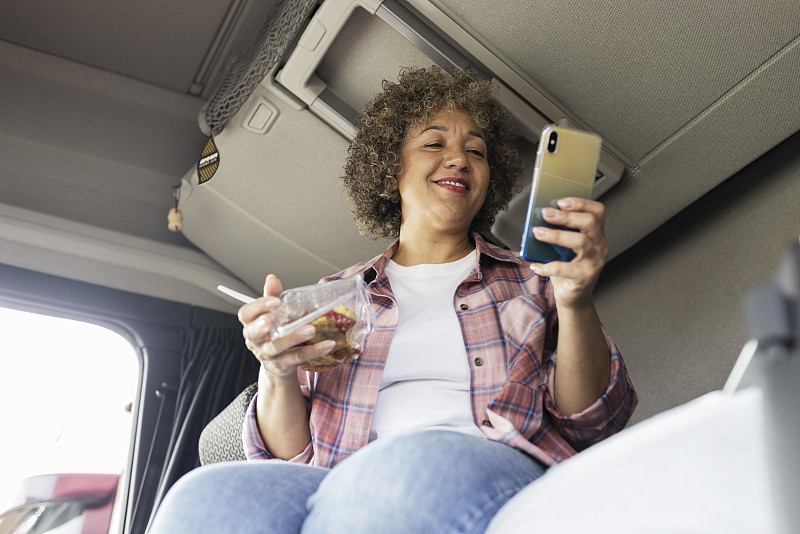 从杭州将电视机寄到韩国光明市