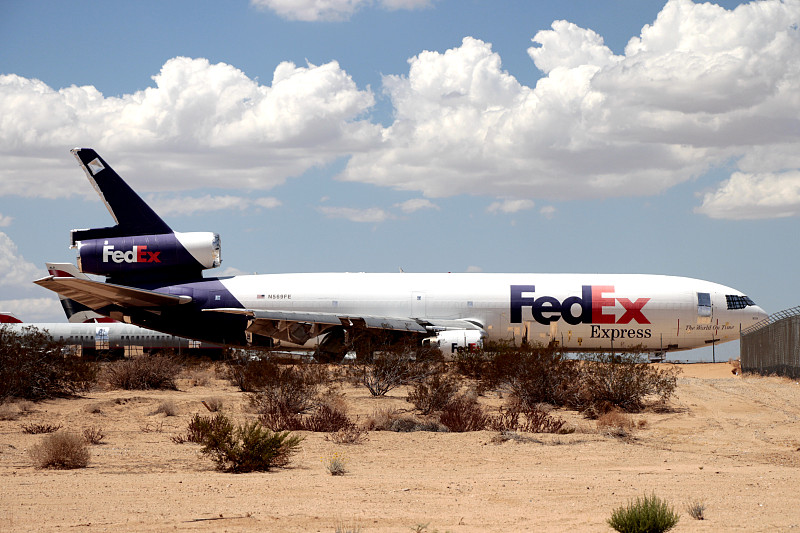 石家庄海运快件至速递到韩国金海市配送