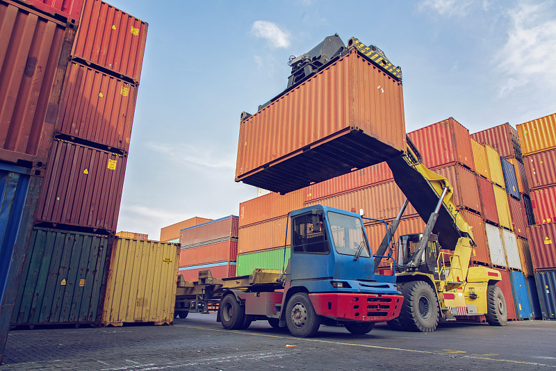 基于昆明将海参邮寄到韩国清州市