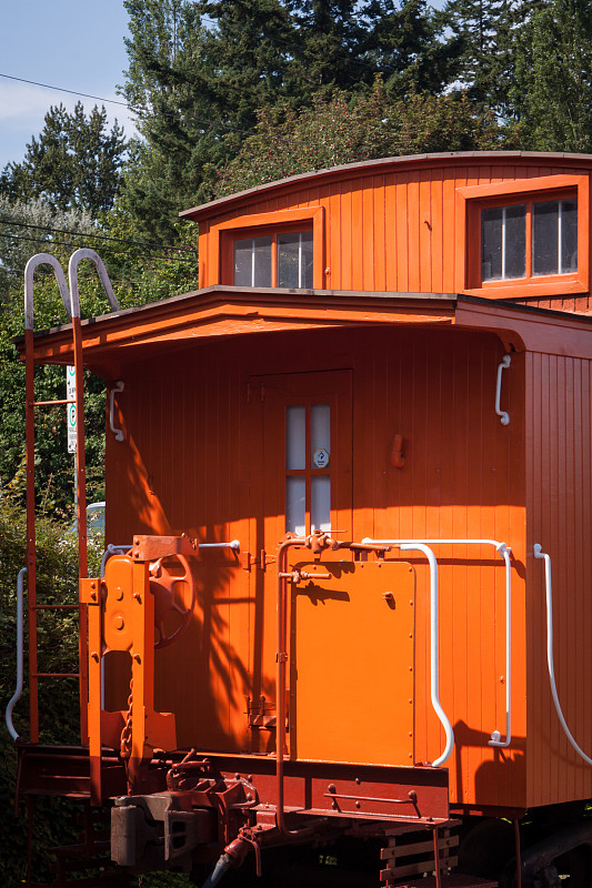 基于上海将书箱寄到韩国骊州市