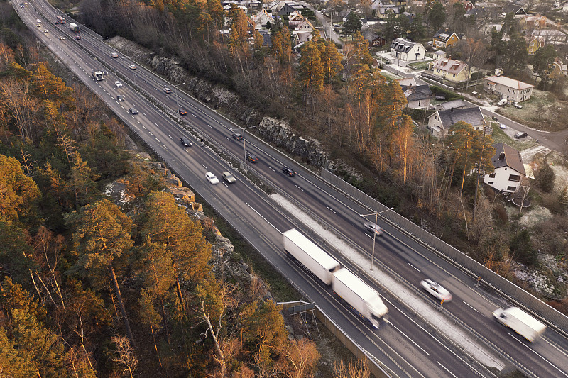 经由中国北京将液体寄到韩国蔚山