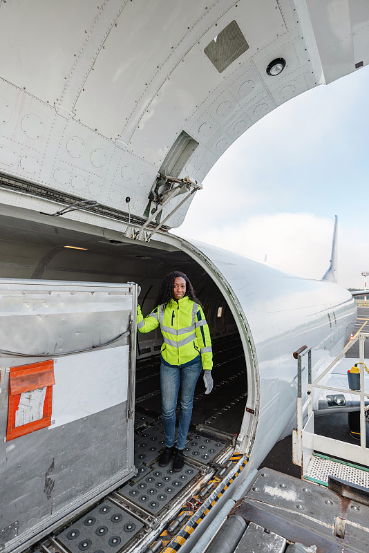 西安通过飞机运载到韩国军浦市快运