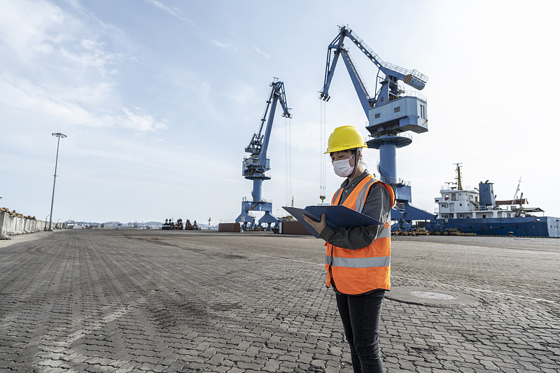 通过中国南宁将香肠寄到韩国鸡龙市