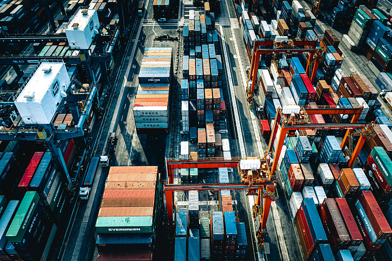 中国上海通过轮船送货到韩国蔚山速运