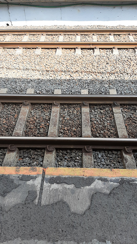 深圳空运快件至运输韩国世宗速运