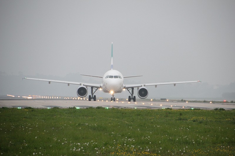 广州海运货物到运往韩国东豆川市物流配送