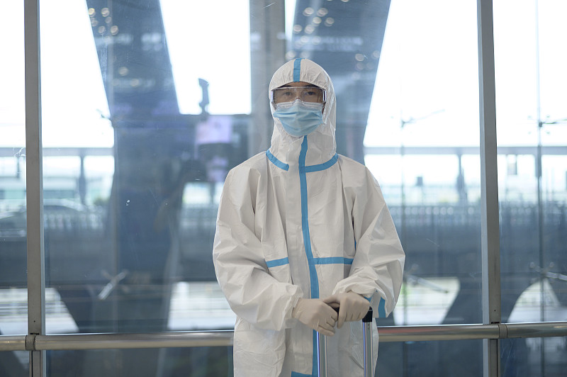 经过中国深圳把眼药水邮寄到韩国顺天市