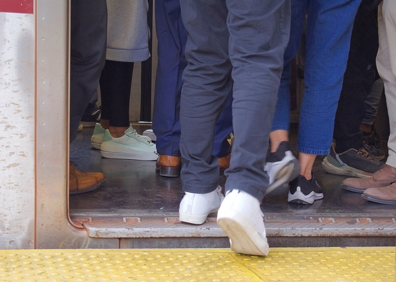 上海通过轮船抵达韩国广州市货代