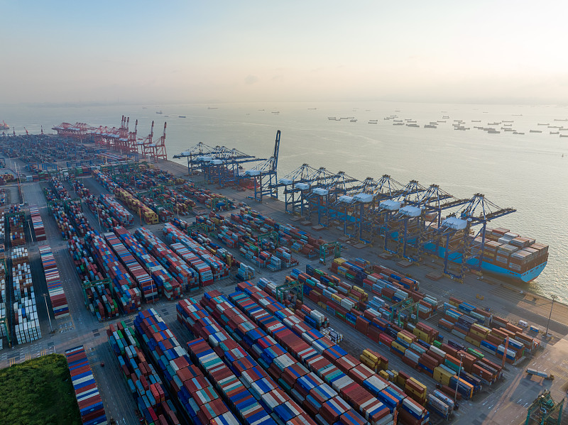 通过沈阳把Gucci（商品）寄到韩国井邑市