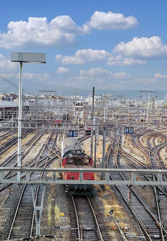 经过中国上海公证书寄到韩国金泉市