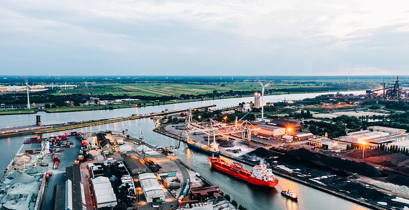 经过中国上海把危险品寄到韩国束草市