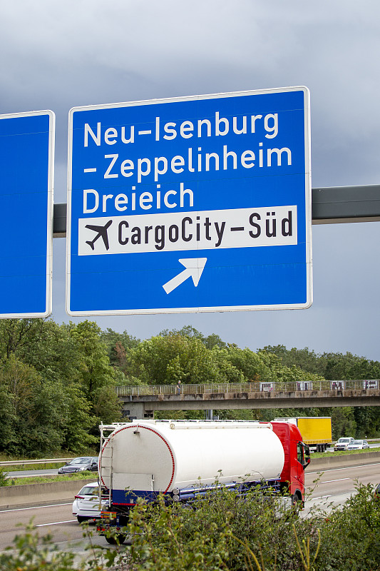 通过中国福州将木耳寄到韩国坡州市