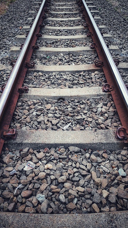 中国哈尔滨抵韩国庆山市铁路联运城市专线