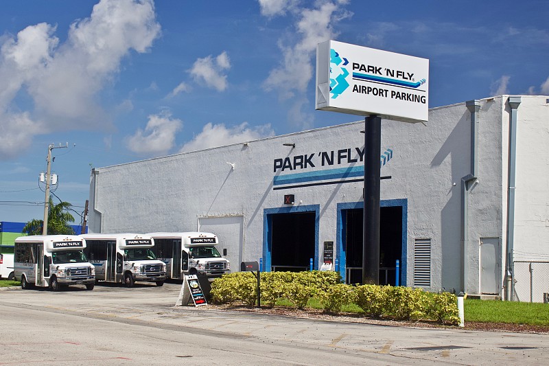 广州加拿大温尼伯整柜海运快速专线