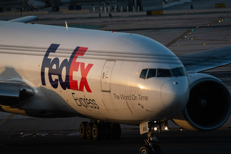 深圳抵加拿大密西沙加空运专线