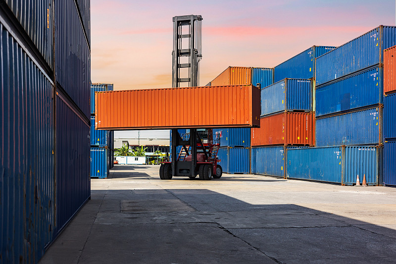 中国上海至加拿大布兰普顿拼箱海运城市专线