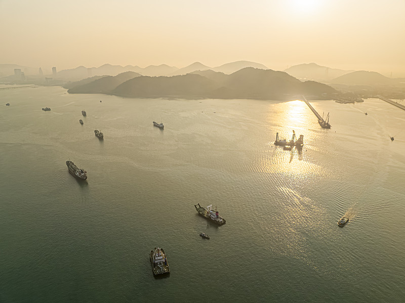 合作点镇江市至美国——托皮卡海外物流公司合作