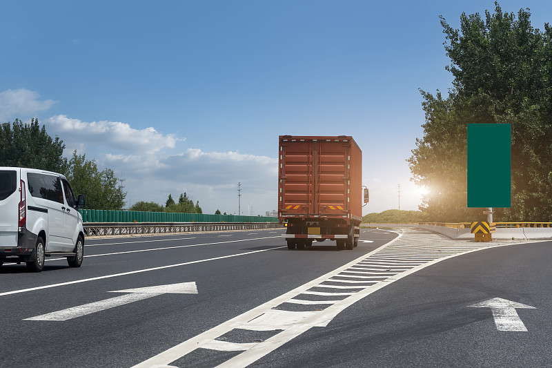 中国深圳抵加拿大兰里送货到家城市专线