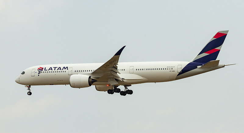 中国长沙抵加拿大圣凯瑟琳斯EMS快速专线