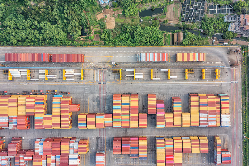 中国上海抵加拿大阿伯茨福德卡航专线