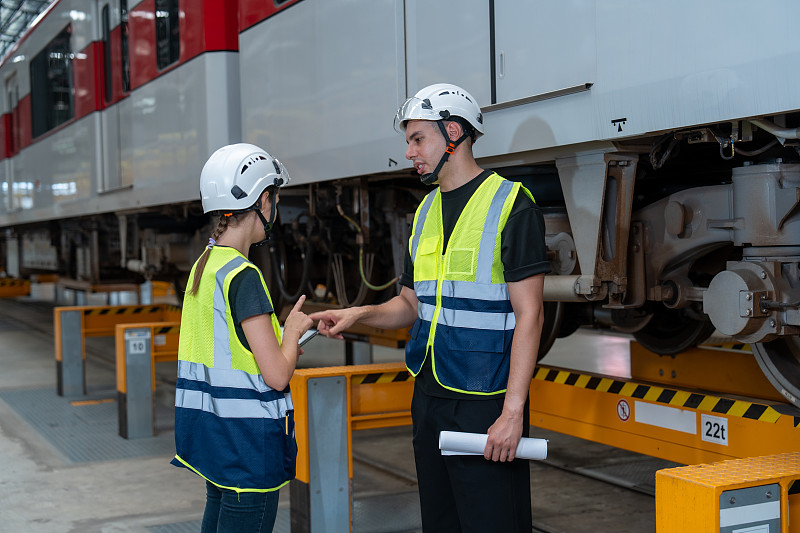成都到加拿大兰里空海联运快速专线