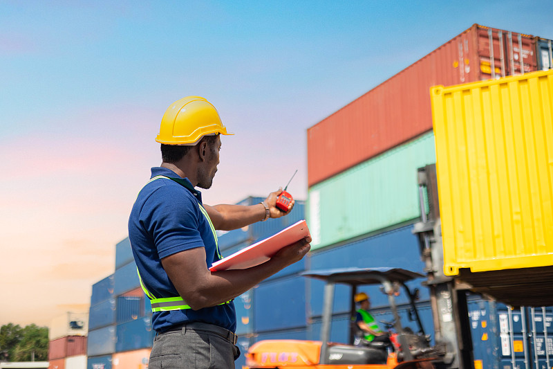 中国青岛至加拿大三角洲双清到门城市专线