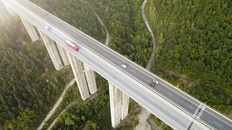 中国深圳加拿大萨斯卡通双清包税城市专线