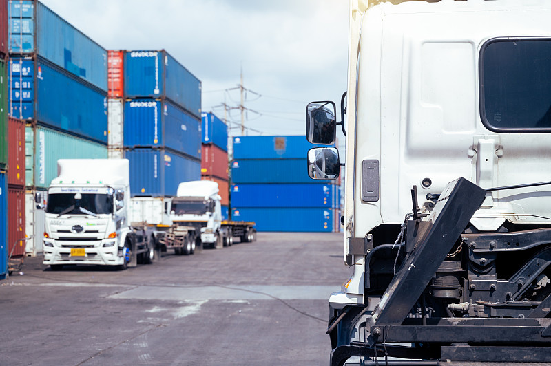 中国到澳大利亚海运需要多久，费用是多少