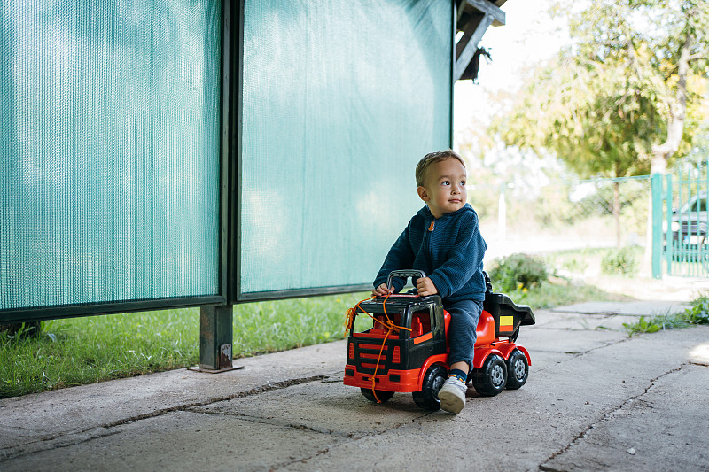 深入了解澳大利亚海运专线：安全、稳定的大件产品运输之道