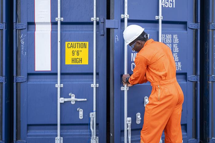 邮寄物品到澳洲海运一公斤多少钱？