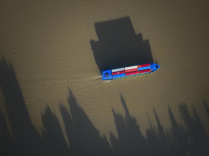 国际海运厦门港迎来地中海航运澳新线首航