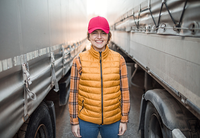 临时物流点东莞市至马里——莱雷异国城市物流货运合伙