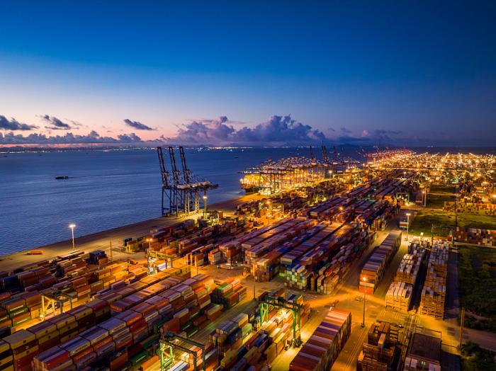 中澳海运专线和空运专线的优缺点分别是什么