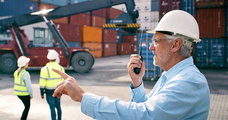 经由中国深圳将火腿肠寄到美国底特律